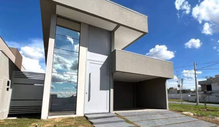 Casa térrea no Condomínio Primor das Torres