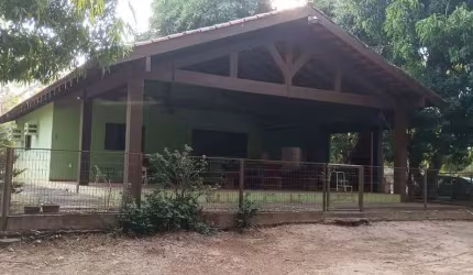 Vendo Chácara beira de rio no Distrito da Guia