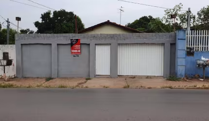 Vendo Casa na Avenida Principal do bairro  Jardim Paula 2