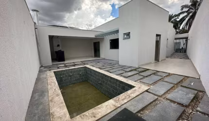 Vende-se Casa de Luxo com Acesso as Avenidas Beira Rio e Carmindo de Campos
