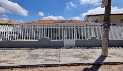 Magnifica casa no J.Califórnia,4 suítes, garagem cobertas, por R$1.300.000