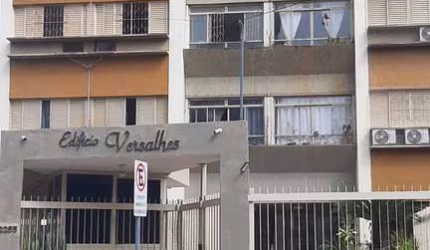 Apartamento a venda Edifício Versalhes Próximo a praça popular