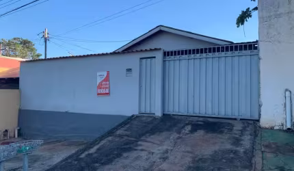 Casa a venda no bairro Contrumat, Varzea Grande