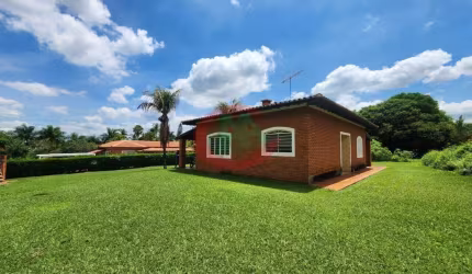 Chácara com 2 quartos à venda, 2500 m² por R$ 1.350.000 - Colinas do Mosteiro de Itaici - Indaiatuba/SP