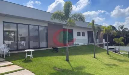 Linda Chácara com 4 quartos, 3.600 m², à venda por R$ 4.950.000- Vale das Laranjeiras - Indaiatuba/SP