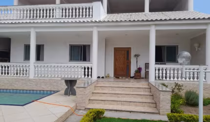 VENDO LINDA CASA EM CONDOMINIO FECHADO -VARGEM PEQUENA
