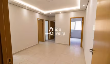 Apartamento à Venda com 2 quartos, 1 banheiro, 1 vaga e 52m² por R$ 279.000