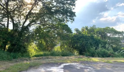 Terreno a venda no condomínio Aruã em Mogi das Cruzes