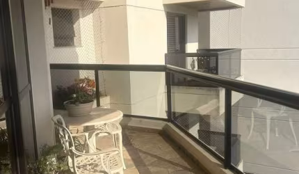 Apartamento no Edifício Manhattan em Mogi das Cruzes.