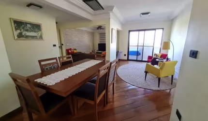 Apartamento à venda, localizado em área nobre da Nova Mogilar em Mogi das Cruzes.