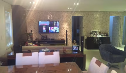 Casa para venda em Condomínio na Vila Oliveira em Mogi das Cruzes.