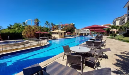 Amplo apartamento nascente no Porto das Dunas - Wellness Beach Park.