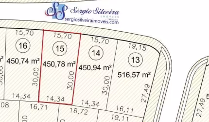 Terreno poente e plano à venda com 450,78m²