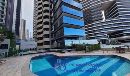 Apartamento vista mar com 3 suítes na Beira mar