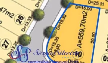 Lote de esquina com 559,70m² no Jardins Ibiza - Eusébio