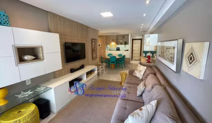 Apartamento térreo, mobiliado e com 3 suítes no Porto das Dunas.