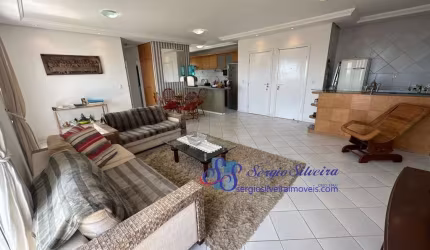 Apartamento vista mar com 4 quartos e mobiliado no Porto das Dunas.