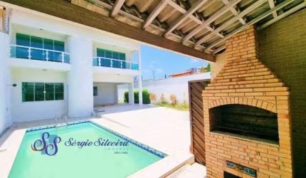 Casa com piscina, deck com churrasqueira próxima a W. Soares 4 suítes José de Alencar