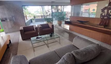 Belíssimo apartamento de alto padrão com 390m² de área construída, 4 suítes.
