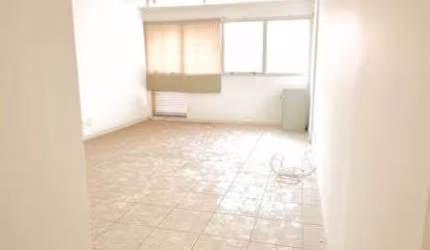 Sala Comercial à Venda em Água Branca, São Paulo - Ótima Localização!