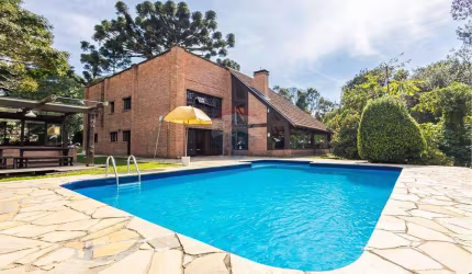 Espaço comercial para lazer em Campo Magro com piscina (Locação)