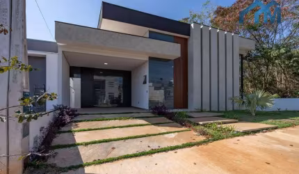 Casa de Luxo em Condomínio no Jardim Guarujá, Salto