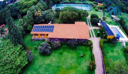 Chácara com 7 dormitórios à venda, PORTEIRA FECHADA,8000 m² por R$ 2.900.000