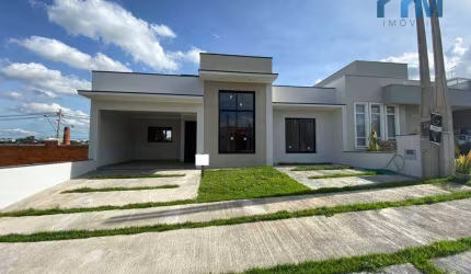 Casa com 3 dormitórios à venda, 105 m² por R$ 870.000,00 - Condomínio Village Moutonnée - Salto/SP