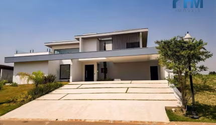 Residência de Alto Padrão com Projeto Exclusivo, 4 Suítes e Área de Lazer Completa