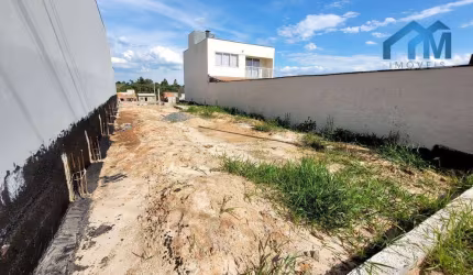 Terreno à Venda no Bairro Taquaral