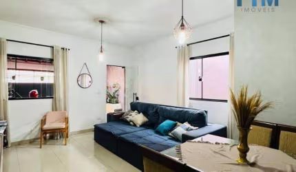 Imperdível! Casa com Suíte, Closet e Área Gourmet por R$405 mil!