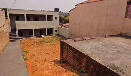 Casa com 4 dormitórios à venda por R$ 280.000,00 - Jardim Califórnia - Pouso Alegre/MG