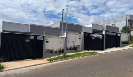 Casa com 3 dormitórios à venda, 100 m² por R$ 450.000,00 - Parque Real - Pouso Alegre/MG