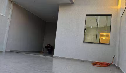Casa com 3 dormitórios à venda, 160 m² por R$ 470.000 - Cidade Vergani - Pouso Alegre/MG
