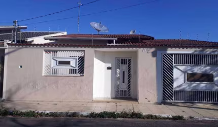 Casa com 3 dormitórios à venda, 278 m² por R$ 750.000,00 - São Carlos - Pouso Alegre/MG