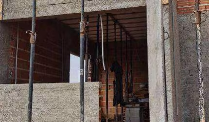 Casa com 3 dormitórios à venda, 121 m² por R$ 600.000,00 - Parque Real - Pouso Alegre/MG