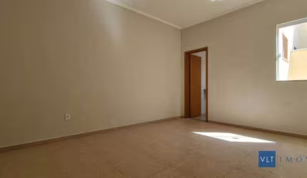 Casa com 2 dormitórios à venda por R$ 300.000 - Santo Expedito - Pouso Alegre/MG