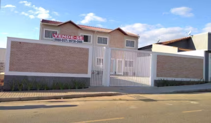 Casa com 2 dormitórios à venda, 61 m² por R$ 240.000,00 - Cidade Vergani - Pouso Alegre/MG