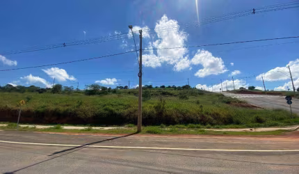 Terreno à venda, 300 m² por R$ 300.000 - Chaves - Pouso Alegre/MG