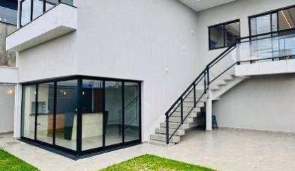 Casa com 3 dormitórios à venda, 163 m² por R$ 1.100.000 - Serra Morena - Pouso Alegre/MG