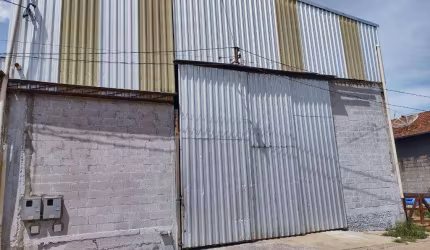 Galpão para alugar, 400 m² por R$ 5.000/mês - Jardim Califórnia - Pouso Alegre/MG