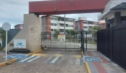 Apartamento à 3/4 sendo 1 suíte localizado no Barra Club 1