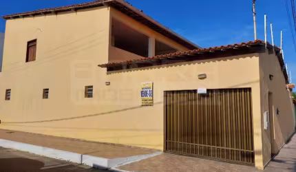 Casa à venda com 3/4 sendo 3 suítes na Barra dos Coqueiros