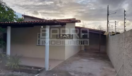 Casa em mini chácara à venda com 2/4