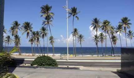 EXCELENTENTE APARMANTO 2/4 MOBILIADO LOCAÇÃO VISTA MAR