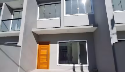 Sobrado Geminado no Costa e Silva