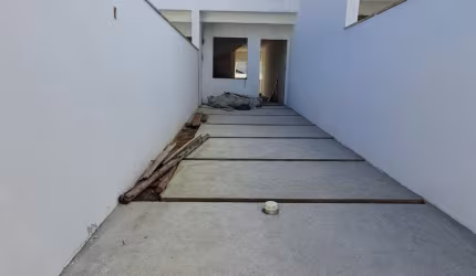 Geminado à Venda no Jardim Iririú.