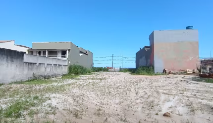 Terreno frente mar no Massaguaçu