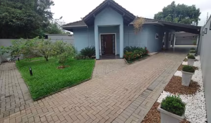 Casa para Venda em Joinville, Bucarein, 4 dormitórios, 4 suítes, 5 banheiros, 3 vagas
