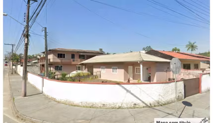 Casa para Venda em Joinville, Santa Catarina